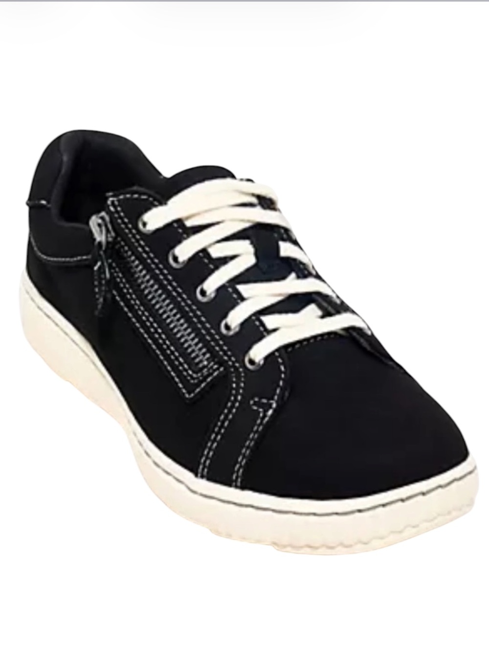 Women’s Clarks Nubuck Leather Sneaker - Caroline Ayla perforated size 7